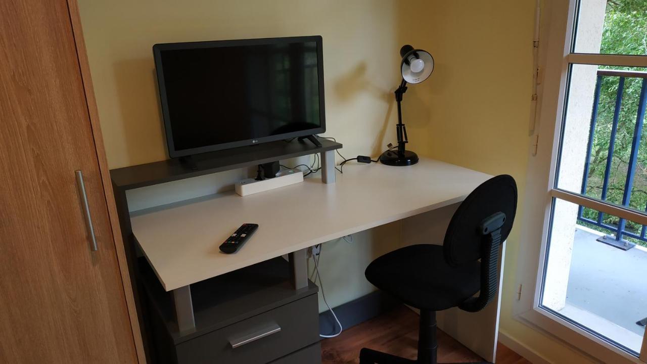 Bonvallet - Studio Paisible Et Chaleureux Avec Balcon Amiens Kültér fotó